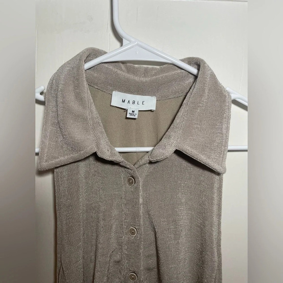 Mable Beige Ruched Button Front Collared Sleeveless Mini-Dress size M - Picture 6 of 7